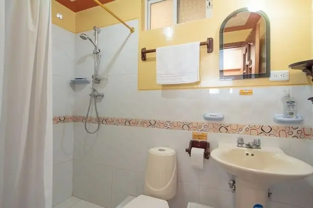 Family Dört Kişilik Oda, Göl Manzaralı