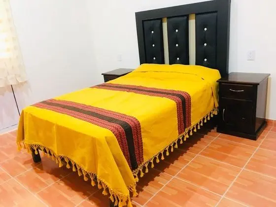 Family Tek Büyük Yataklı Oda