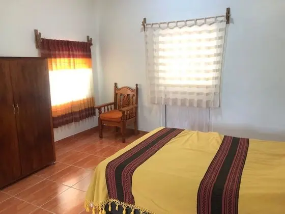 Family Tek Büyük Yataklı Oda