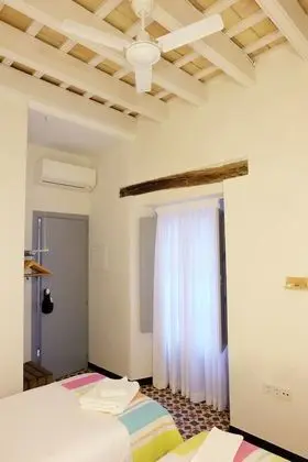 Economy Tek Büyük Yataklı Oda