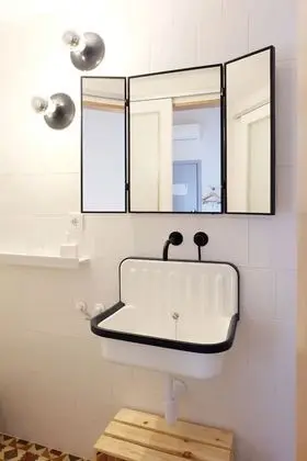 Economy Tek Büyük Yataklı Oda