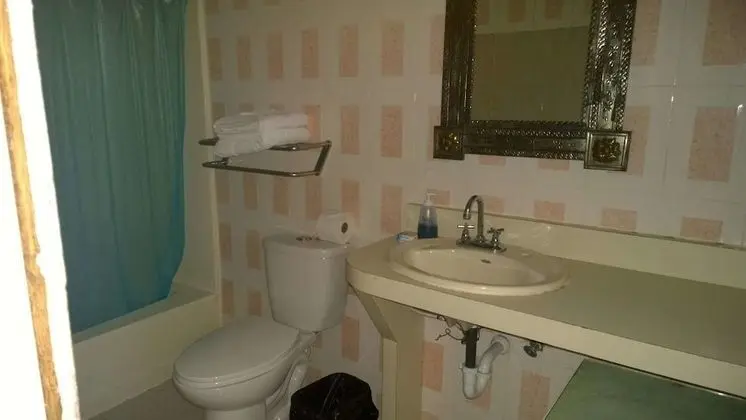 Basic Tek Büyük veya İki Ayrı Yataklı Oda, 1 En Büyük (King) Boy Yatak, Avlu Manzaralı