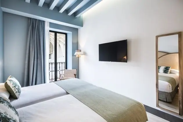 Deluxe Tek Büyük veya İki Ayrı Yataklı Oda, Şehir Manzaralı