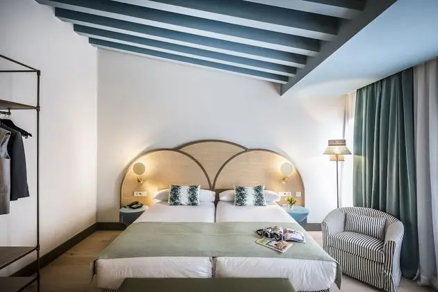 Deluxe Tek Büyük veya İki Ayrı Yataklı Oda, Şehir Manzaralı