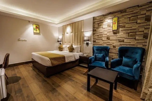 Deluxe Tek Büyük Yataklı Oda