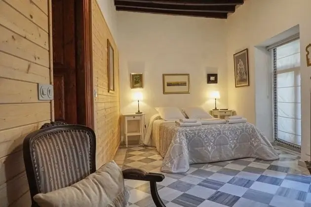 Tek Büyük Yataklı Oda