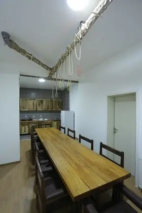 Tek Büyük Yataklı Oda, Ortak Banyo, Göl Manzaralı