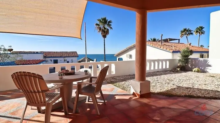 Ev