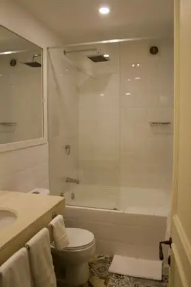 Süit, 1 Çift Kişilik veya 2 Tek Kişilik Yatak