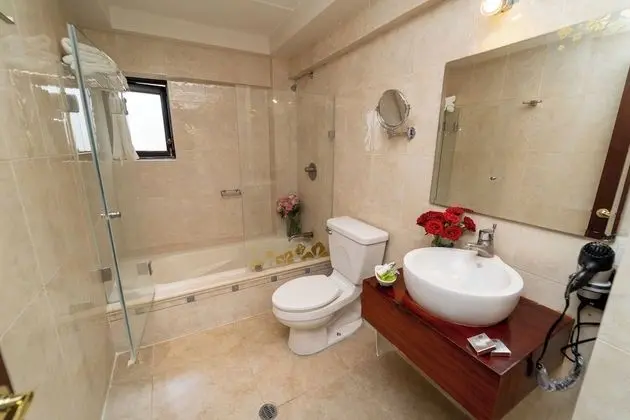 Junior Oda, 1 En Büyük (King) Boy Yatak