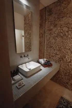 Master Suite with swimming pool