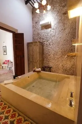 Master Suite with swimming pool