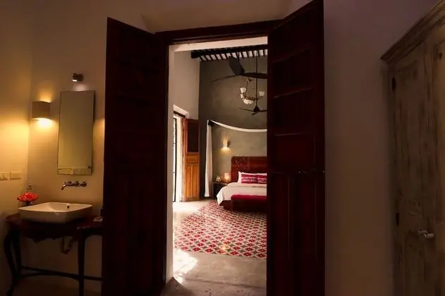 Master Suite with swimming pool