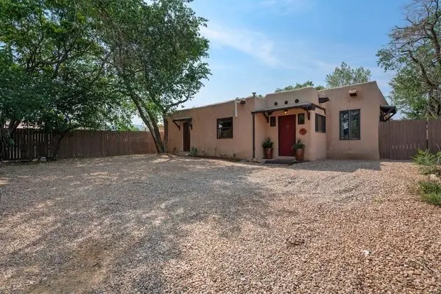 Ev (Casa de Lorenzo - Spacious Yard with )
