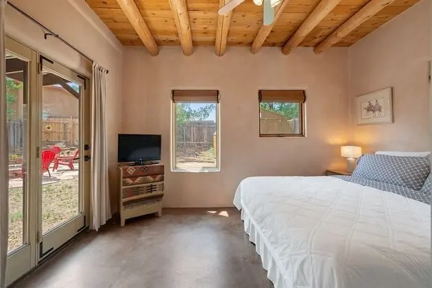 Ev (Casa de Lorenzo - Spacious Yard with )