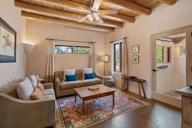 Ev (Casa de Lorenzo - Spacious Yard with )