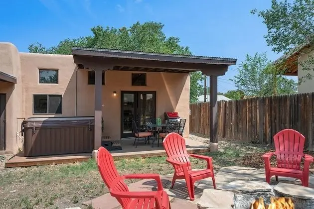 Ev (Casa de Lorenzo - Spacious Yard with )