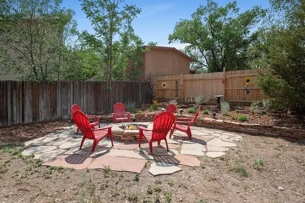 Ev (Casa de Lorenzo - Spacious Yard with )