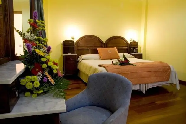 Standard Tek Büyük veya İki Ayrı Yataklı Oda