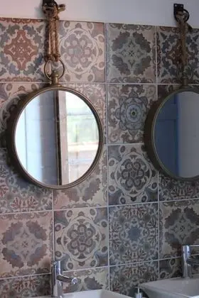 İki Ayrı Yataklı Oda, Özel Banyo