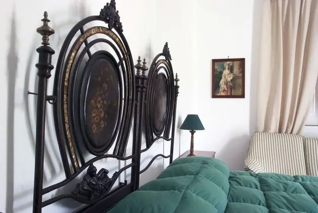 Tek Büyük veya İki Ayrı Yataklı Oda, Ortak Banyo (external)