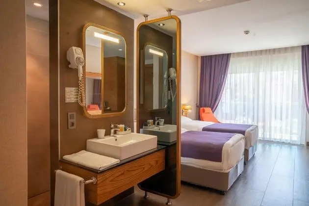 https://images.etstur.com/files/images/hotelImages/TR/54129/l/Casa-De-Maris-Spa-Resort-Oda-363407.jpg