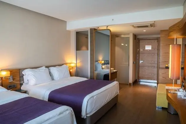 https://images.etstur.com/files/images/hotelImages/TR/54129/l/Casa-De-Maris-Spa-Resort-Oda-363408.jpg