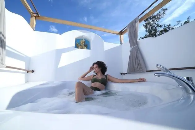 Honeymoon Tek Büyük Yataklı Oda