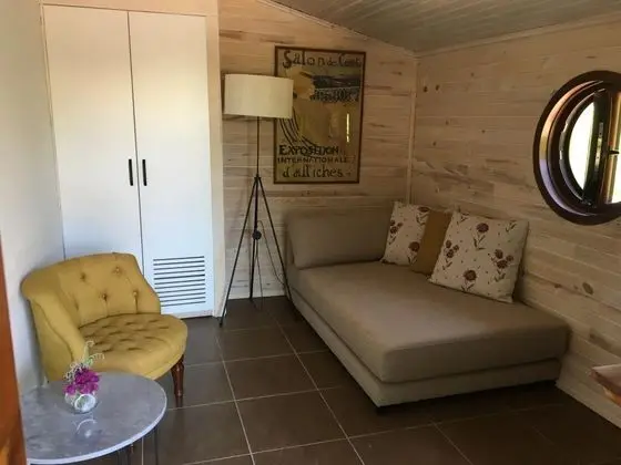 Premium Suit - Teraslı, Dağ Manzaralı, Balkonlu