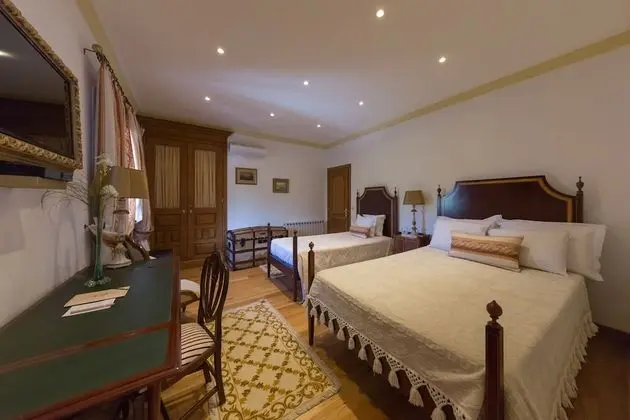 Deluxe Üç Kişilik Oda, Sigara İçilmez