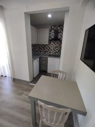 Bahçe Havuz Manzaralı Studio