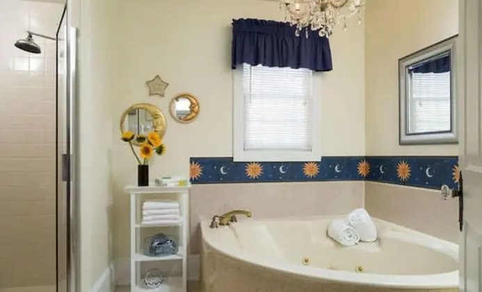Oda, Özel Banyo (Sevilla Room)
