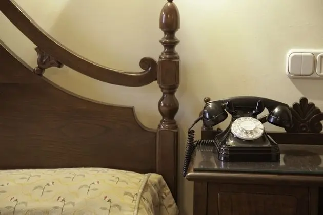 Tek Büyük Yataklı Oda