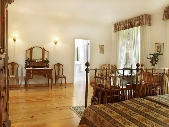 Tek Büyük veya İki Ayrı Yataklı Oda