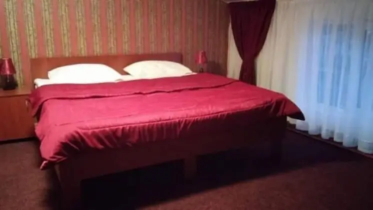 Classic Tek Büyük veya İki Ayrı Yataklı Oda