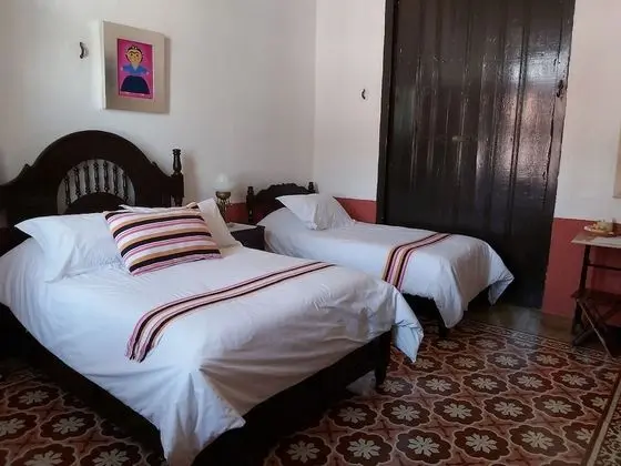 Traditional Üç Kişilik Oda