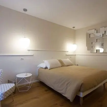 Comfort Tek Büyük Yataklı Oda