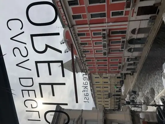 Tek Büyük Yataklı Oda, Balkon