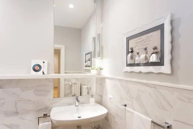 Tek Büyük Yataklı Oda, Balkon