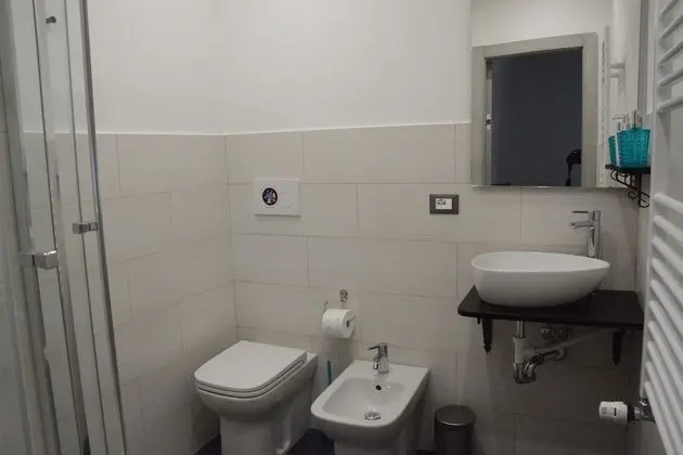 Üç Kişilik Oda