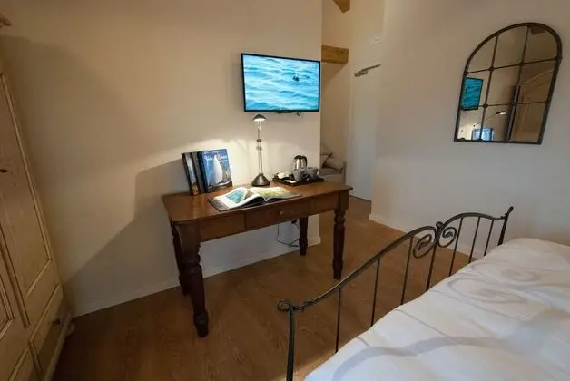 Tek Büyük Yataklı Oda (Girasoli)