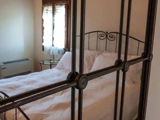 Tek Büyük Yataklı Oda (Girasoli)