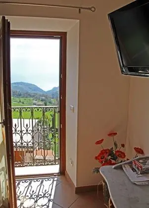 Apart Daire, 2 Yatak Odası (Borgo Sole 1)