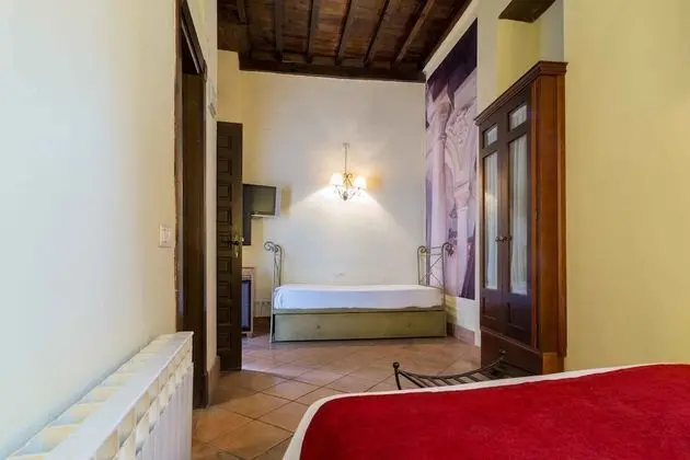 Tek Büyük Yataklı Oda (with extra bed)