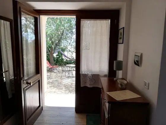 Family Oda, Bahçe Manzaralı
