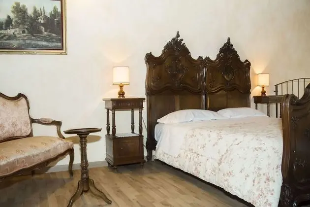 Üç Kişilik Oda (Melissa)