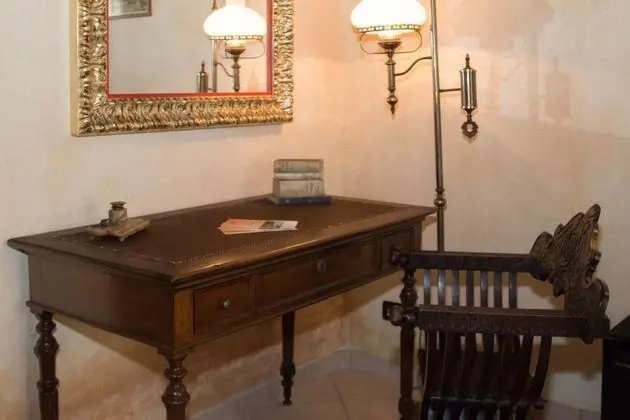 Üç Kişilik Oda (Melissa)