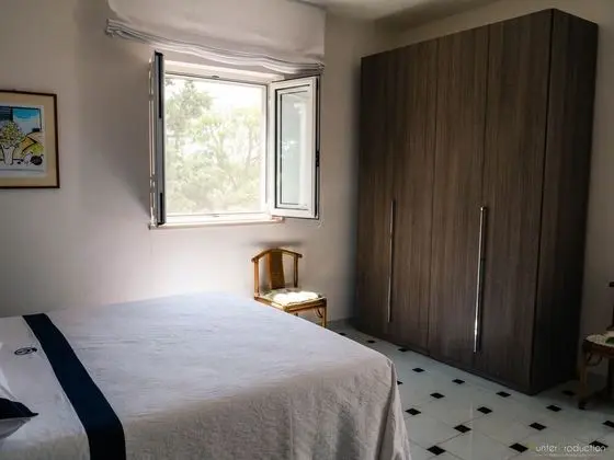 Panoramic Tek Büyük Yataklı Oda