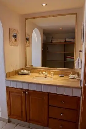 Condominio Dorado 303