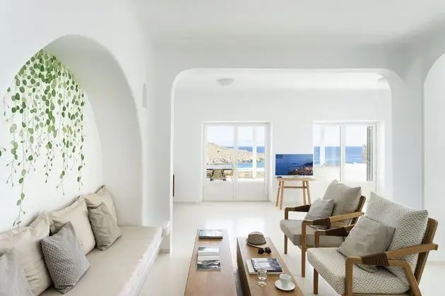 Family and Friends Seaside Villa